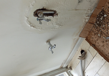 新罗卫生间测漏水